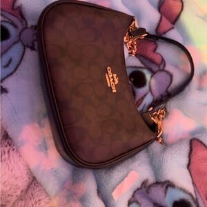 Coach Teri Shoulder Bag In Signature Canvas